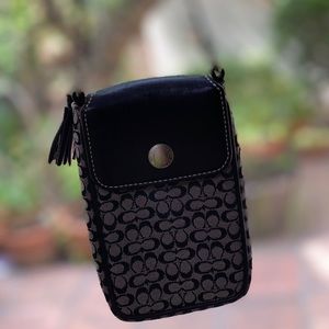 Coach pouch or wristlet